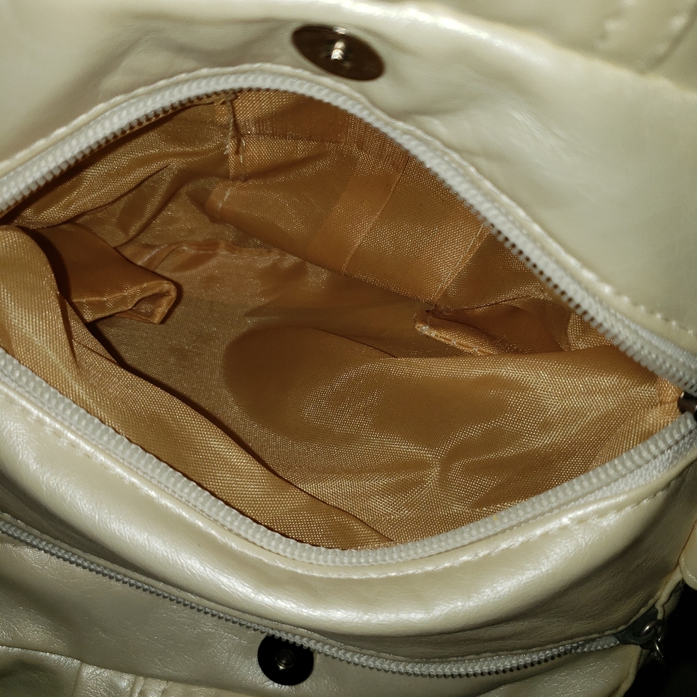 Handbag - Picture 4 of 5